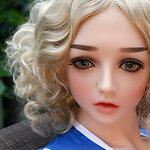 ZO-160 body style and ZO-A45 aka ›Wendy‹ head by Z-Onedoll