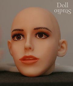 Head comparison: Maid-Fong (Maidlee Doll) - complete head