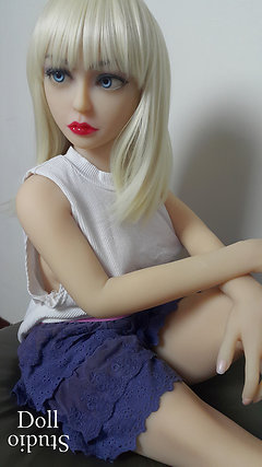 Doll House 168 DH-100 body style with ›Monika‹ head - TPE