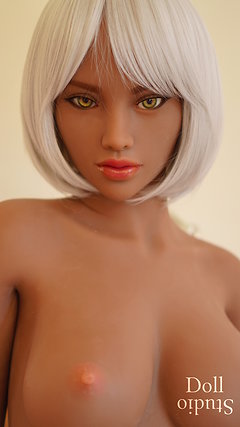 Doll Forever D4E-155 body style (ca. 155 cm) with ›Gilly‹ head in tanned skin to