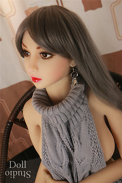 SM Doll SM-146 body style with no. 6 head (Shangmei no. 6) in 'white' skin tone 