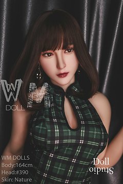 New photos with WM Dolls WM-164/D body style and no. 390 head (Jinsan no. 390) -