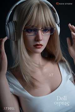 XT Doll XT-S163/F body style with ›Irina‹ head (= XT-18) - silicone