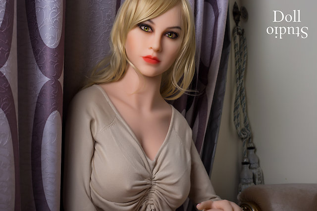 WM Doll WM-161 body style with no. 206 head (Jinshan no. 206) - TPE