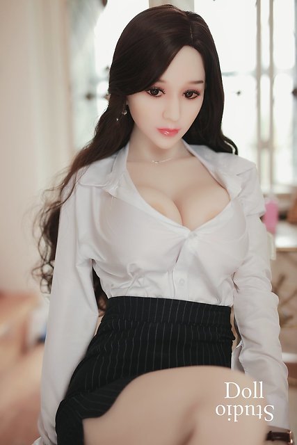 WM Doll WM-168 body style with no. 253 head (Jinsan no. 253) - TPE