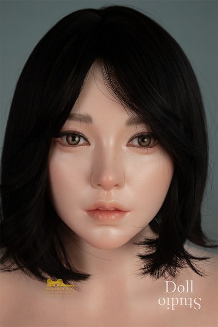 Irontech Doll ITSRS-163/A body style with S40 head aka ›Eileen‹ - factory photo 