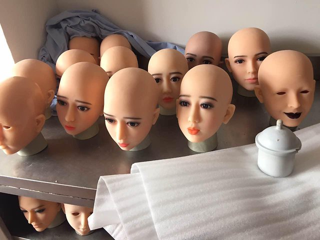 JY Doll heads - factory photo